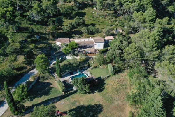 Villa au calme dans le Luberon avec piscine, Reserva ahora  Hoteles en Cheval-Blanc con piscina, Piscina