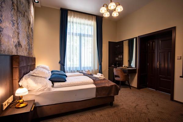 Vöröskő Villa- ALELNÖKI szauna és jakuzzi használattal, Prenota  Balatonalmádi Veszprem