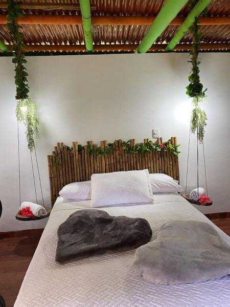 Eco Hotel Green Eden, Book  Coffee Triangle Hotels with a Pool, Swimming Pool