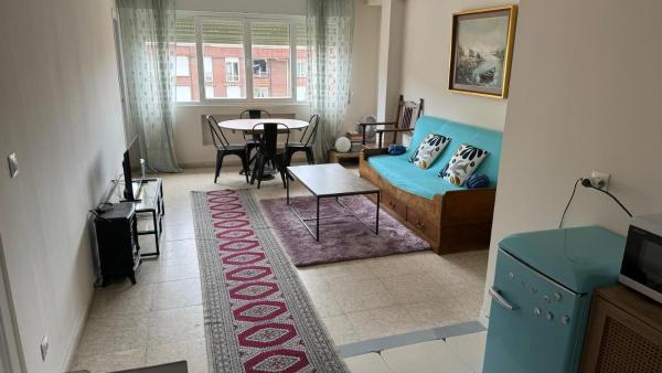 Apartamento completo 2 dormitorios Céntrico Soleado y cerca de la Playa, Buchen Sie Ferienwohnung Santoña 