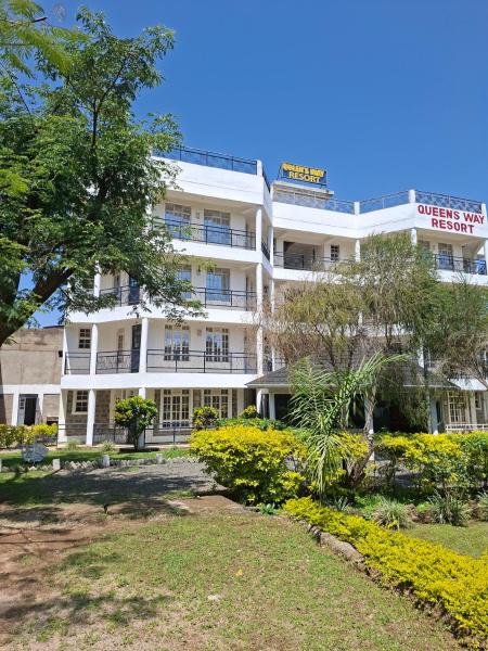Queen's Way Resort