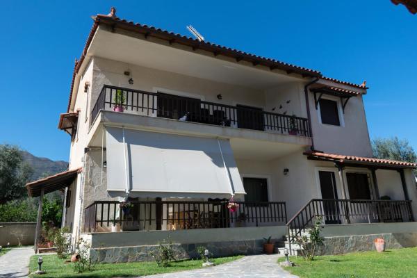 Villa Danae, Prenota  Diakopto 