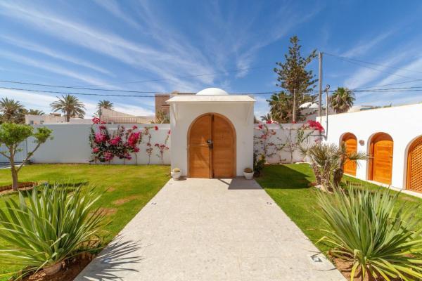 Villa AZUL, Reserva ahora  Mezraya 