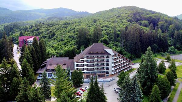 Hotel Bradul - Covasna, Prenota  Covasna Transilvania