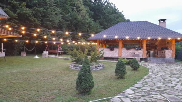 Căsuțe A-Frame Hardic, Prenota  Horodnic de Sus Suceava