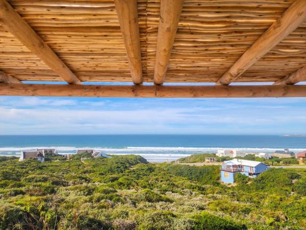 Kleinbos Beach Villa, Buchen Sie  Boggomsbaai 