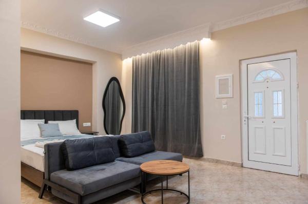 Perdika center rooms, Prenota  Perdhika Tesprozia
