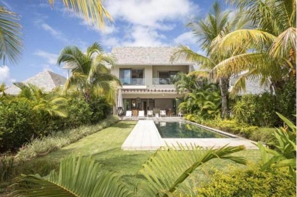 Beautiful Villa With Pool in Anahita Resort, Buchen Sie  Beau Champ Mauritius, nahe GRSE Waterfall