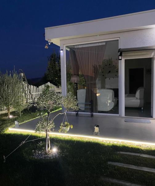 DSVilla, Prenota  Peqin Elbasan County