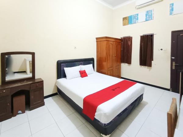 RedDoorz @ Ratu Homestay Syariah Near Lippo Mall Banyuwangi, Buchen Sie Hotel Günstige Hotels in Banyuwangi