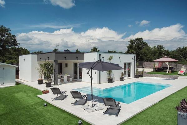 Villa Francesca with private heated pool, Reserva ahora  Hoteles en Istria central con piscina, Piscina
