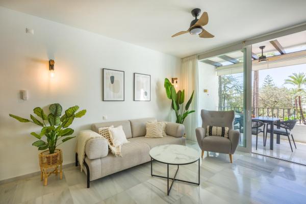 Apartamentos Urb, La Alcazaba 614 y 642 Banus Marbella, Prenota Appartamento Marbella Costa del Sol