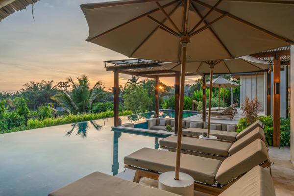 Villa Rosita - Stunning 5BR Villa - Sauna, Gym, Rice Field Views, Reserva ahora  Hoteles con piscina en Bali, Piscina