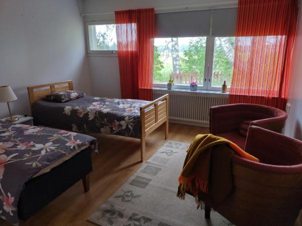 Saarnimaja, Book  Hämeenlinna Kalpalinna