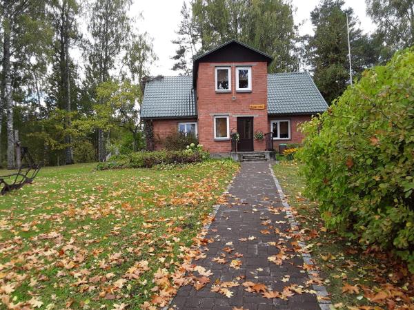 Brīvdienu māja Melderi, Prenota Casa di campagna Ape Lettonia