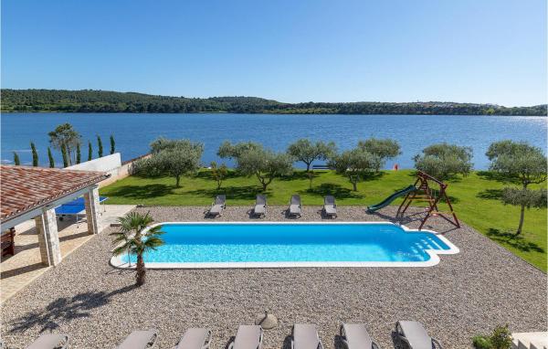 Villa Zuccon, Reserva ahora  Hoteles en Pula con aparcamiento, Aparcamiento