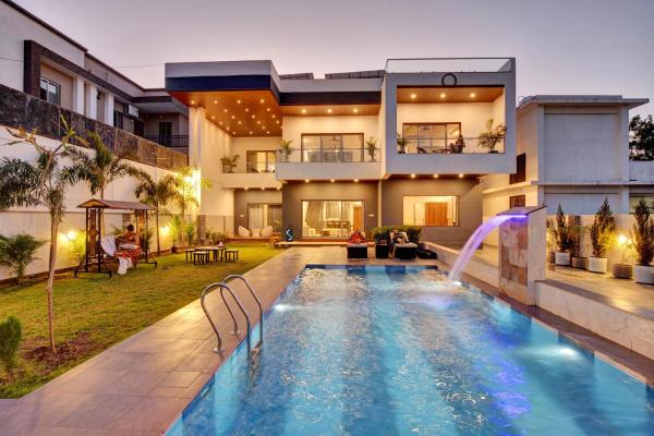 ELIVAAS Horizon Luxe 5BHK Villa with Pvt Pool, Udaipur, Réserver Villa Udaipur Rajasthan