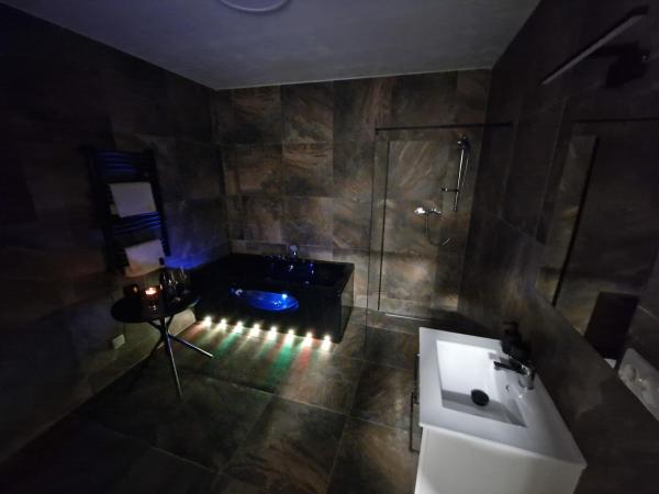 Apartmán Anežka 3 s vířivou vanou, Book  Jicin 