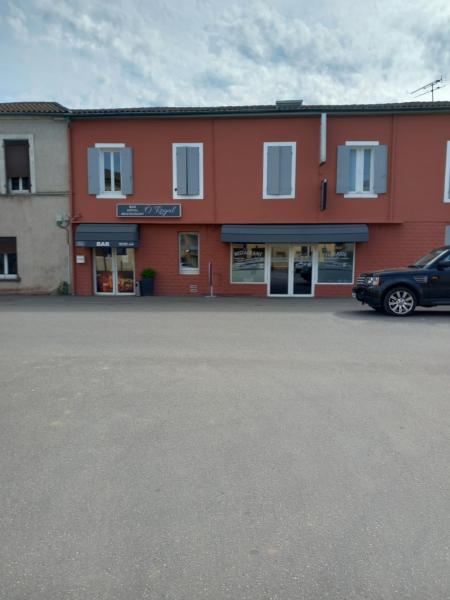 Sas O REGAL, Réserver  Hôtels à Lot Valley avec parking, Parking