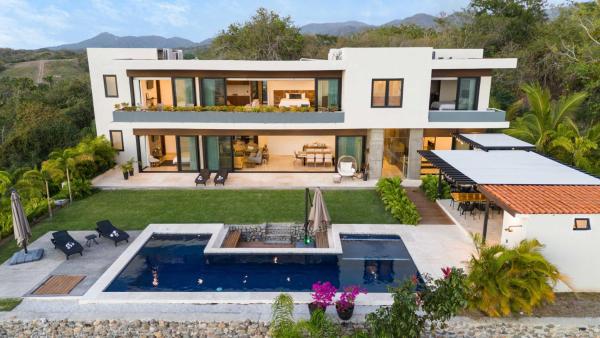 Near Punta Mita - Gorgeous Modern Villa, Buchen Sie  Hotels mit Pool in Nayarit, Schwimmbad