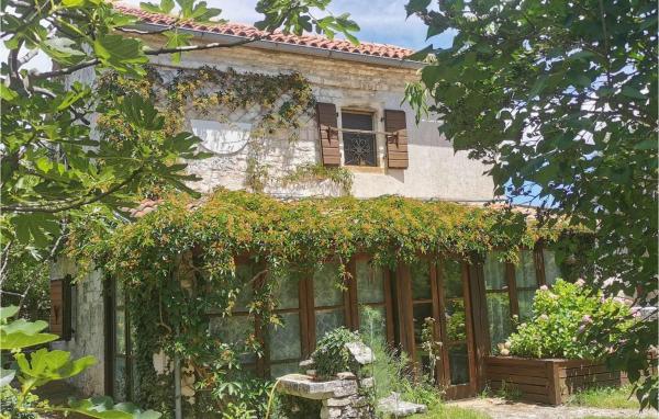 Villa Natural, Reserva ahora  Hoteles en Istria central con piscina, Piscina
