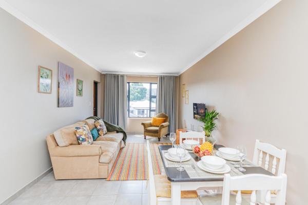 Airville Luxury Apartments neighboring Northcliff, Unlimited 100Mpbs WiFi, Buchen Sie Ferienwohnung Randburg 