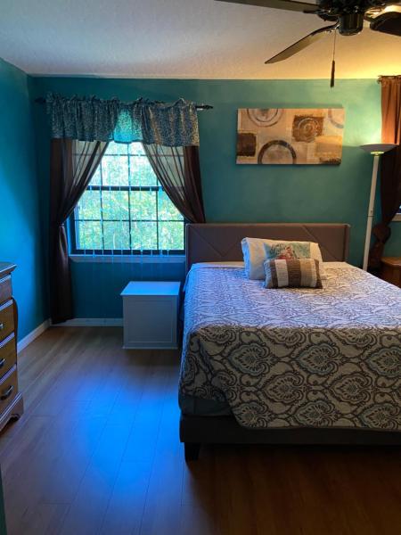Awesome shared Villa 20 minutes from the beach, Reserva ahora  Melbourne Beach Space Coast