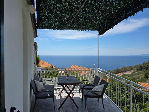Apartment Zagalo, Prenota Appartamento Sveta Nedelja 