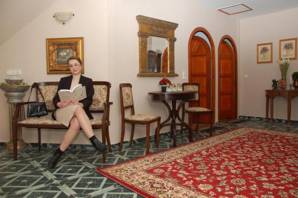 Villa Bíbor Harkány, Buchen Sie  Harkány 