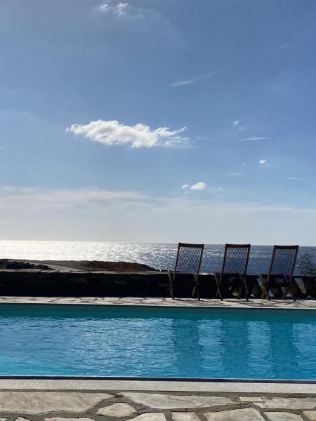 Sunset Villa with swimming pool at Tzia, Prenota  Ligia Kea