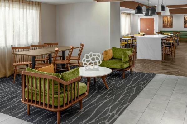 Fairfield Inn & Suites Saginaw, Buchen Sie Hotel Saginaw Michigan
