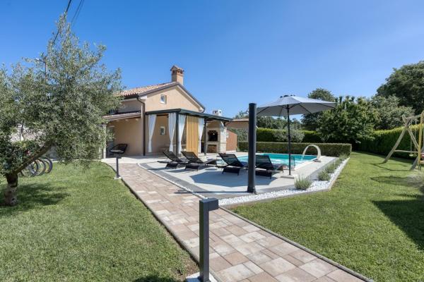 Villa Lana near Labin, Reserva ahora Villa Hoteles en Istria central con piscina, Piscina