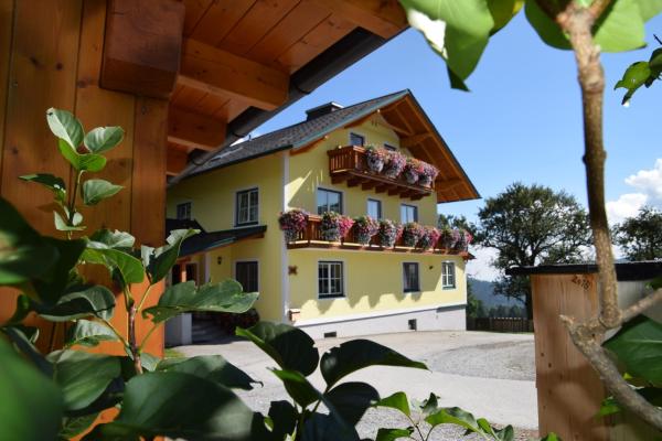 Huberhof im Almenland, Prenota Appartamento Hotel a Stiria con parcheggio, Parcheggio