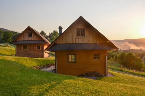 Domki Pod Dębem, Buchen Sie Ferienhaus Hotels in Kleinpolen mit Parkplatz, Parkplätze