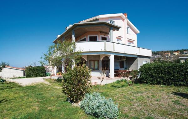Apartments with a parking space Vlasici, Pag - 12766, Book Apartment Kvarner Hotels with a Parking, Parking