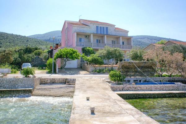 Apartments by the sea Kneza, Korcula - 167, Prenota Appartamento Račišće 
