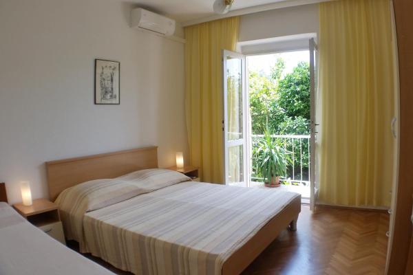 Apartments by the sea Podgora, Makarska - 4332, Buchen Sie Ferienwohnung Hotels in Gespanschaft Split-Dalmatien mit Parkplatz, Parkplätze