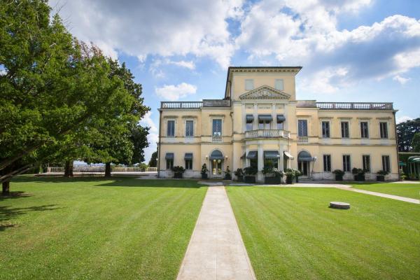 Villa del Cavaliere Berico, Prenota  Hotel con piscina a Veneto, Piscina