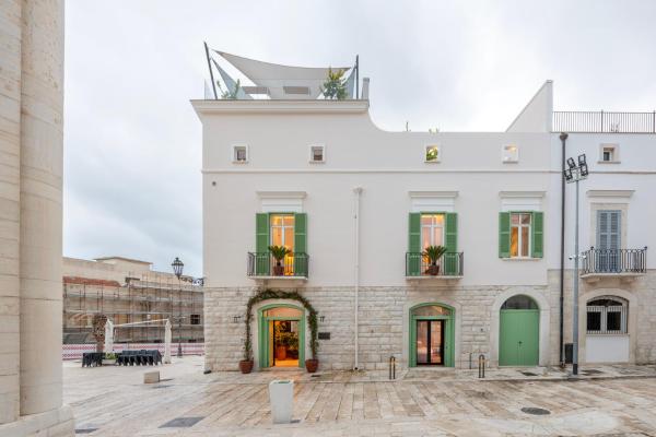 Palazzo Dogali Suites Collection, Buchen Sie  Hotels in Trani mit Parkplatz, Parkplätze
