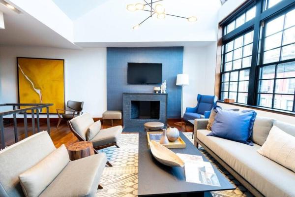 10-3 Designer East Village 3BR Triplex Townhouse, Buchen Sie  East Village - Lower Eastside 