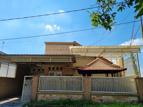Amira Homestay Mataram, Buchen Sie  Hotels in Lombok mit Parkplatz, Parkplätze