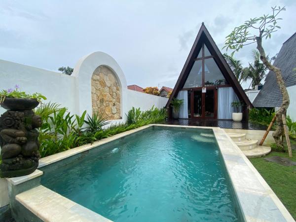 Wiras TB Villas, One Bedroom Wooden Pool Villa, Réserver  Kapal Bali