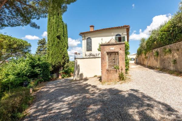 Villa Caselunghe exclusive, Reserva ahora  Hoteles en Siena con piscina, Piscina
