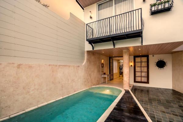 Villa Umabell Villa Seminyak, Buchen Sie  Hotels mit Pool in Badung, Schwimmbad