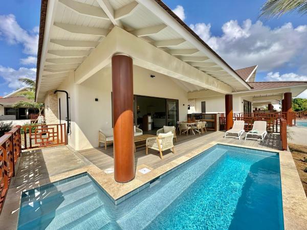 Villa Jazmyn 26 Blue Bay Golf & Beach Resort, Book  Blue Bay Hotels with a Parking, Parking