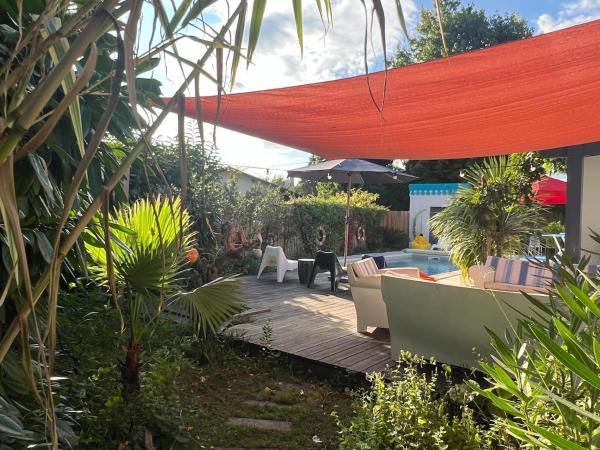 ARES - Maison le Paradis, Reserva ahora  Hoteles en Aquitania con aparcamiento, Aparcamiento