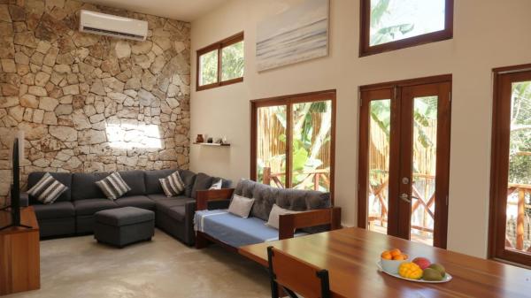 Modern Tropical Villa in Bacalar, Prenota  Bacalar 