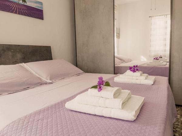 Villa Teresa, relax in Valle dItria, Buchen Sie  Hotels in Itria-Tal mit Parkplatz, Parkplätze