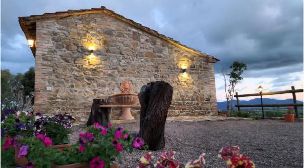 Casale Stella Nova, Buchen Sie  Hotels mit Pool in Grosseto, Schwimmbad