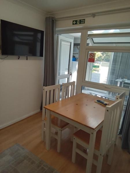 Starlight, Réserver  Chatham Kent